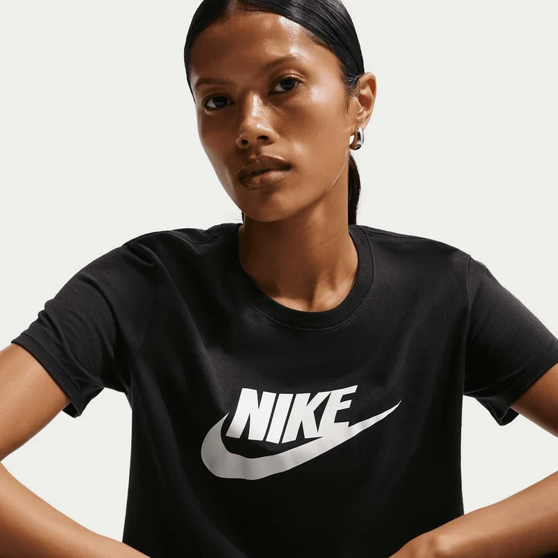 Sportswear Essentials short