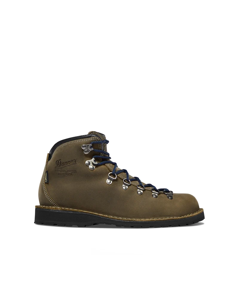 Danner Mountain Pass Hiking Boots Gunmetal