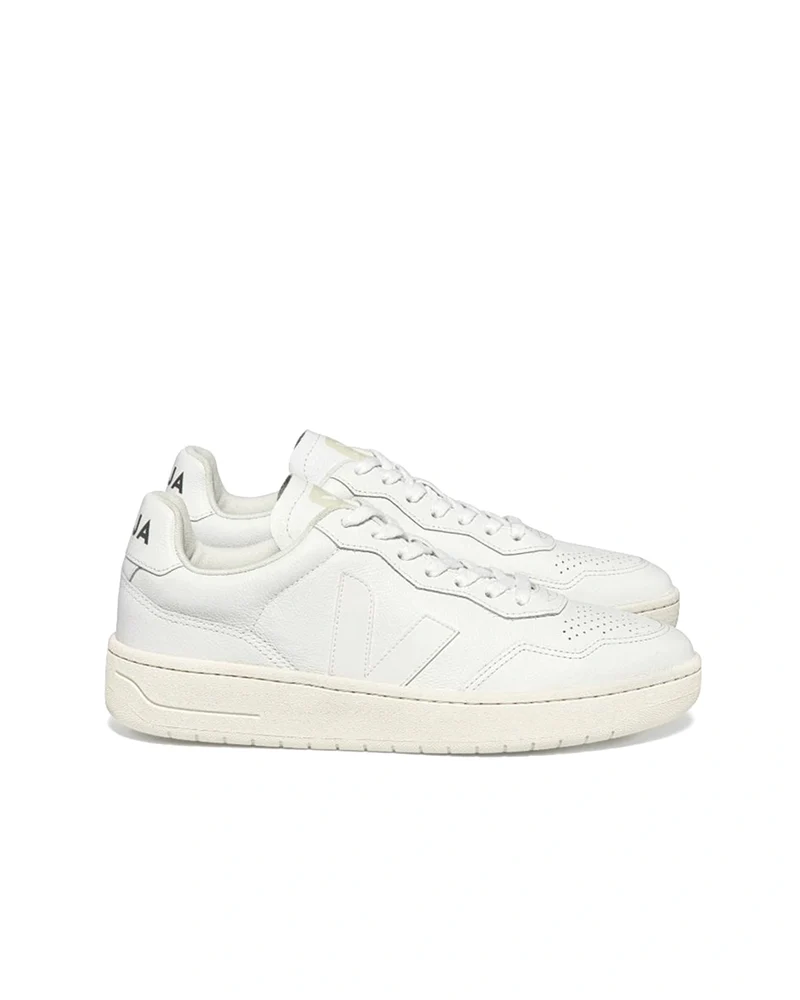 Veja V-90 Leather Extra White