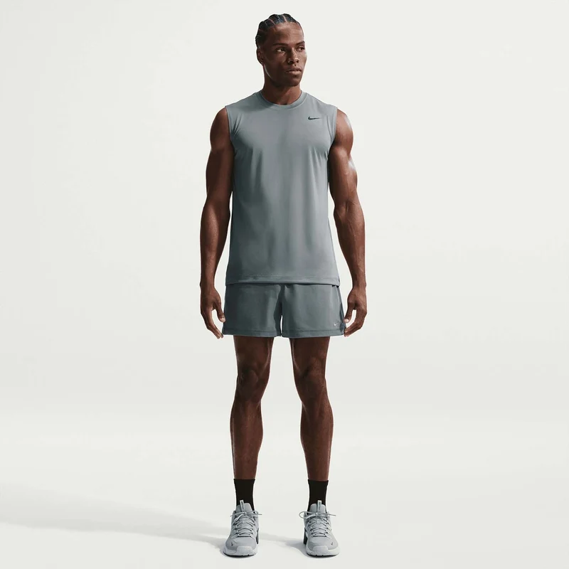 men's dri-fit sleeveless training shirt