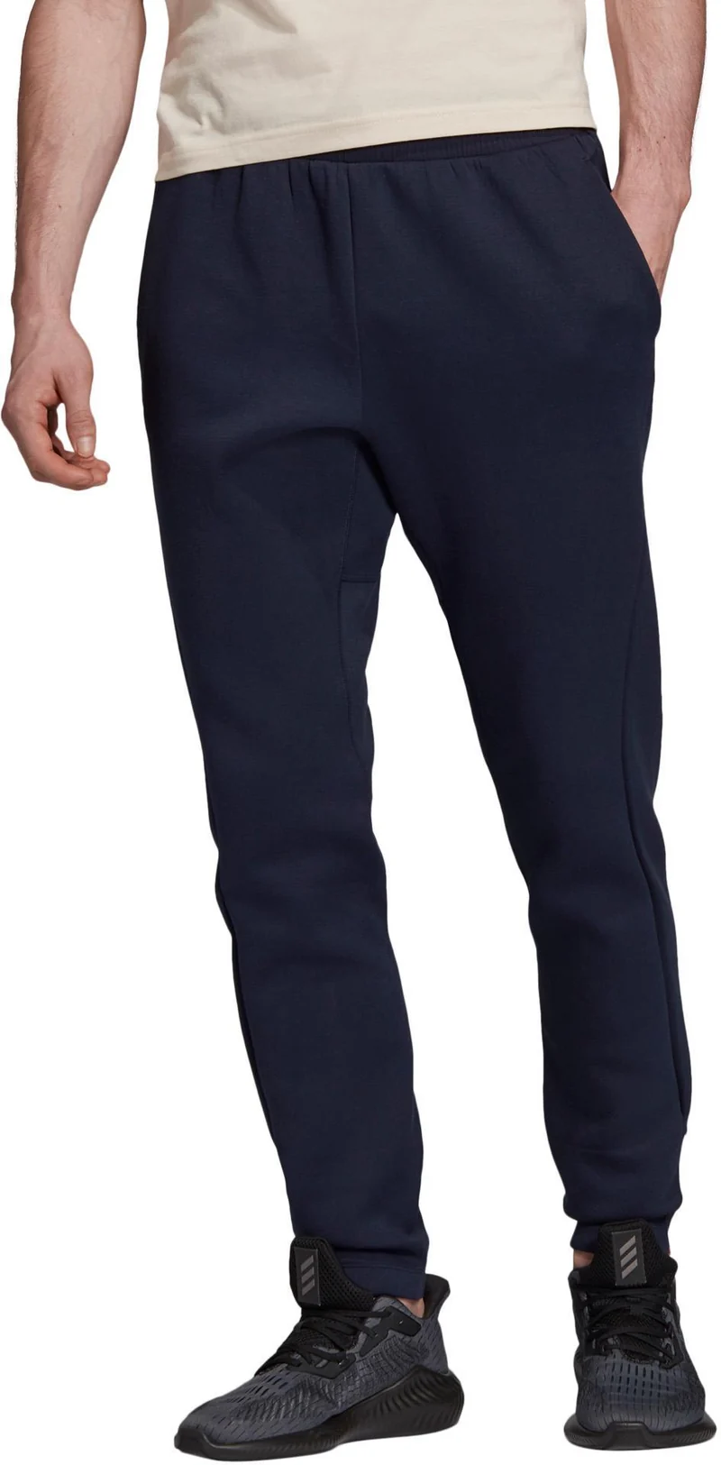 m v pant